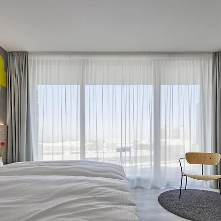 Flowers Otel