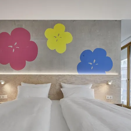 Otel Flowers
