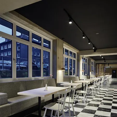 מלון Flowers אסן