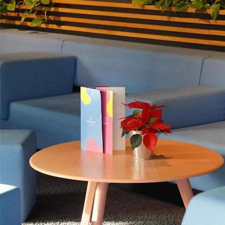 מלון Flowers