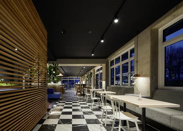 Ξενοδοχείο Flowers 3*