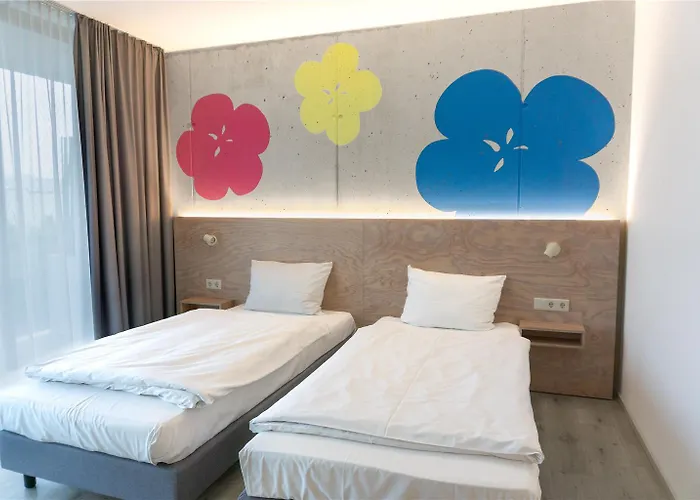 Flowers Ξενοδοχείο Έσσεν